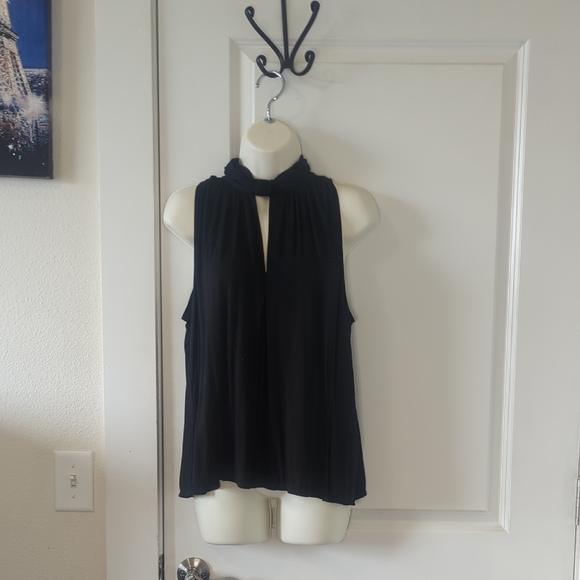 Max Studio Top - Picture 1 of 10